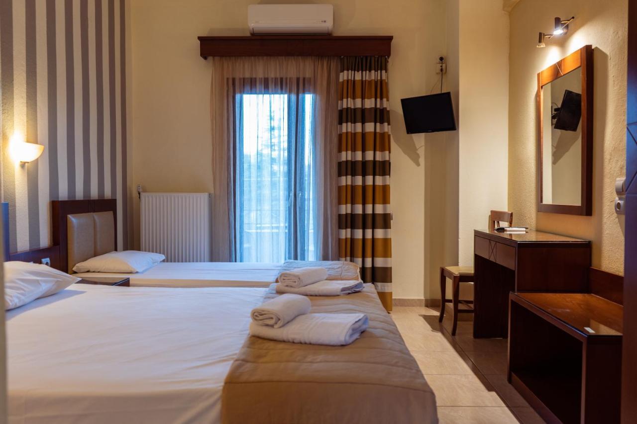 Hotel Zeus Afytos Exteriér fotografie