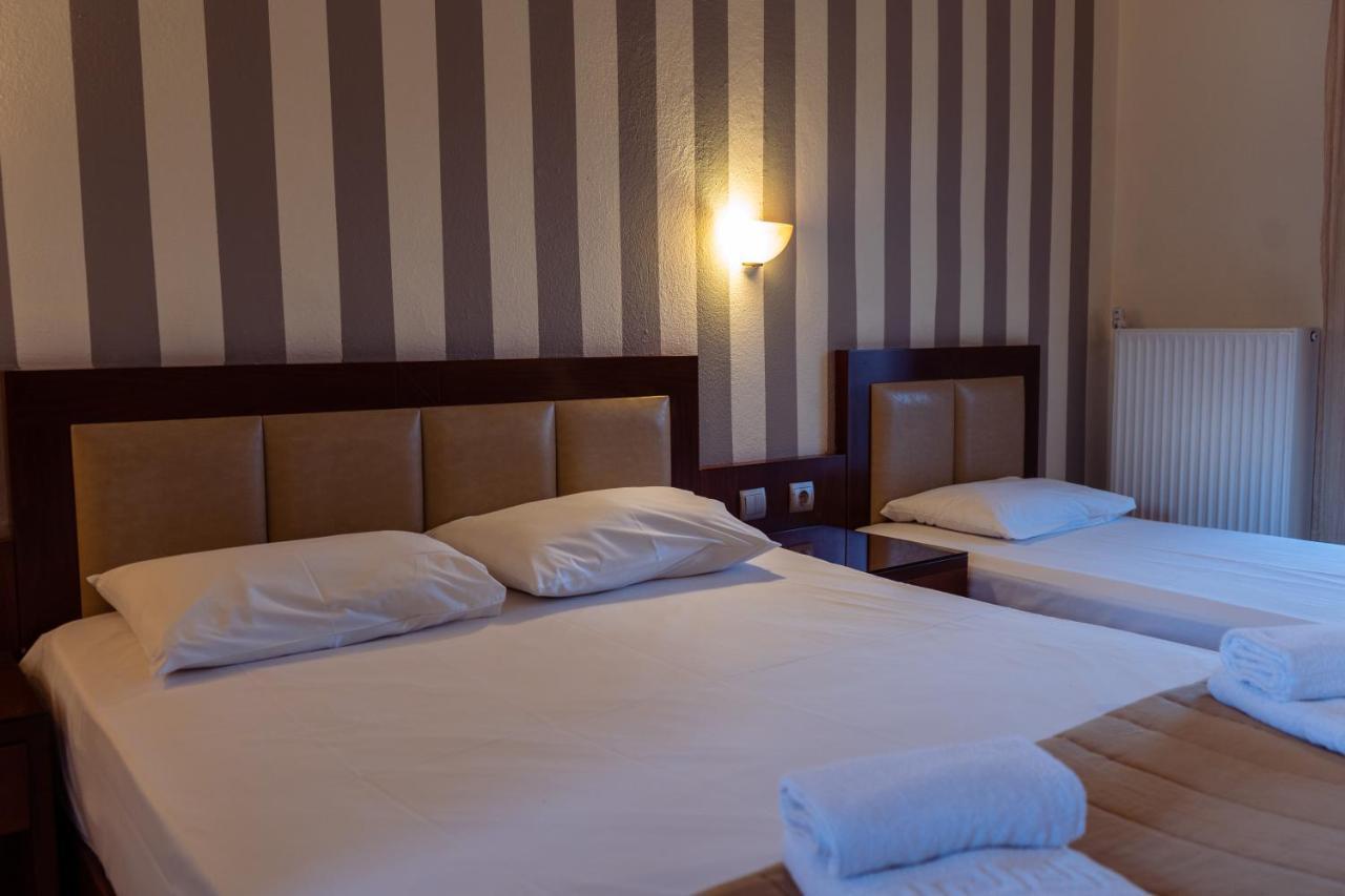 Hotel Zeus Afytos Exteriér fotografie