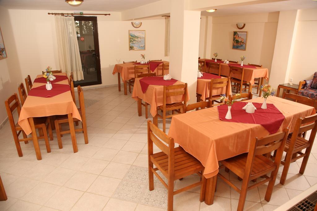 Hotel Zeus Afytos Exteriér fotografie