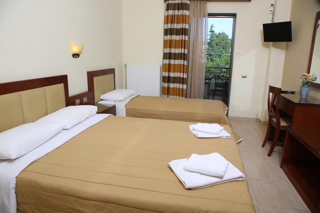 Hotel Zeus Afytos Exteriér fotografie