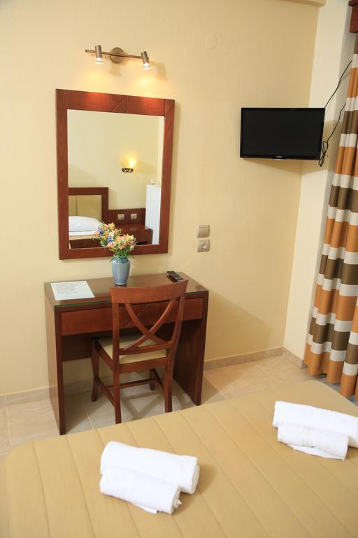 Hotel Zeus Afytos Exteriér fotografie
